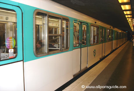 metro-paris-france